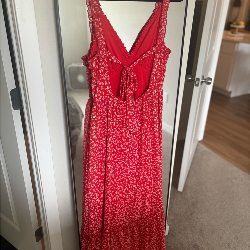 Lulu’s Red Floral V-Neck Maxi Dress - Picture 2 of 5